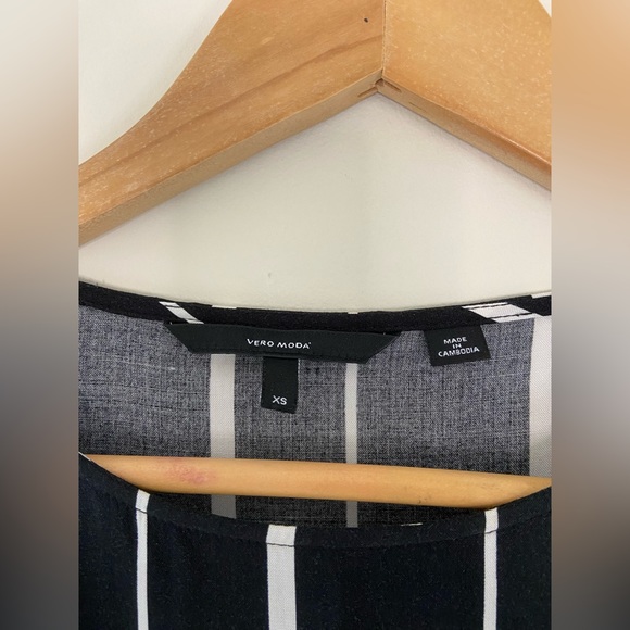 Vero Moda Black and White Stripe Dress Size XS - Picture 4 of 4